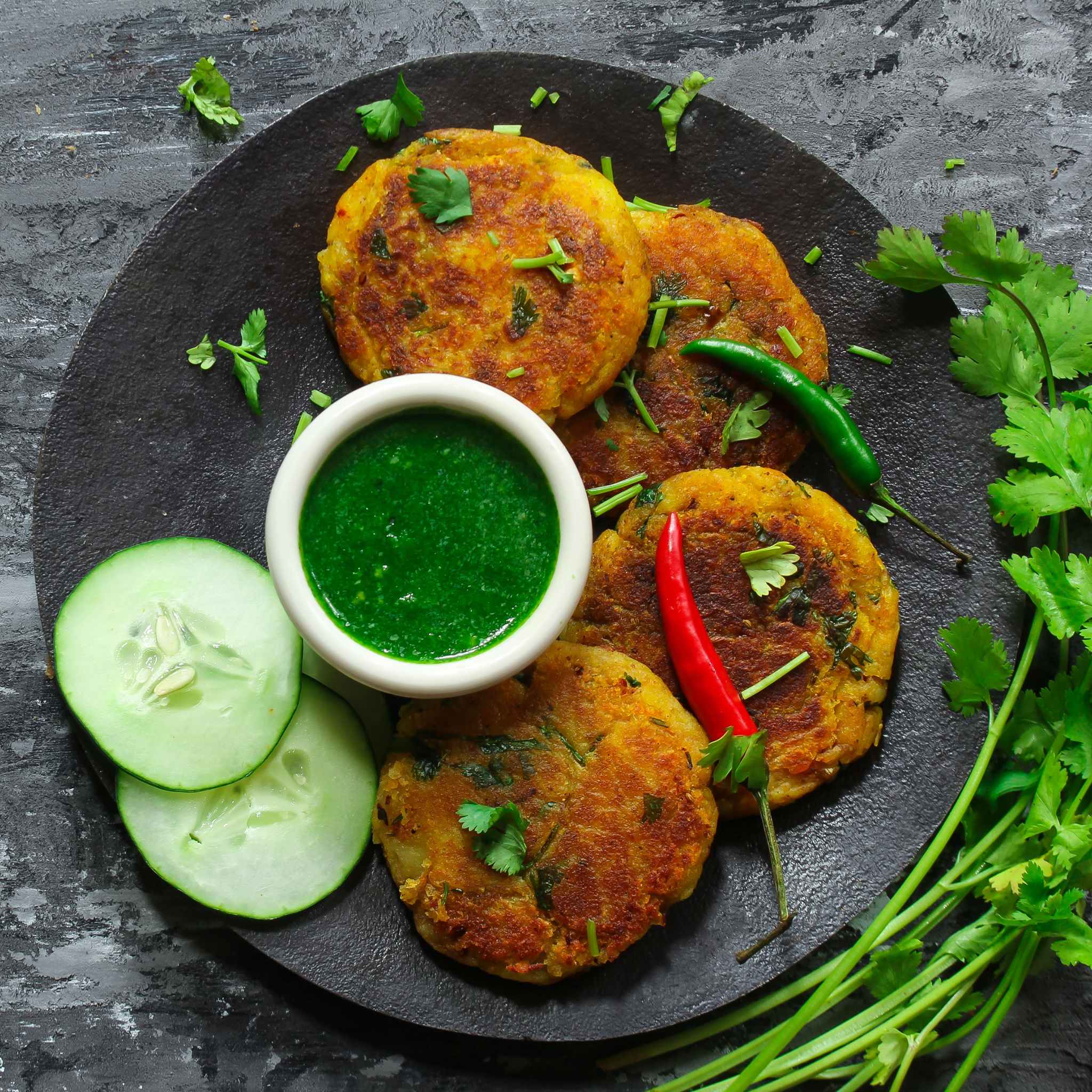 Aloo Ki Tikki (Potato Patties) – Spice Pots