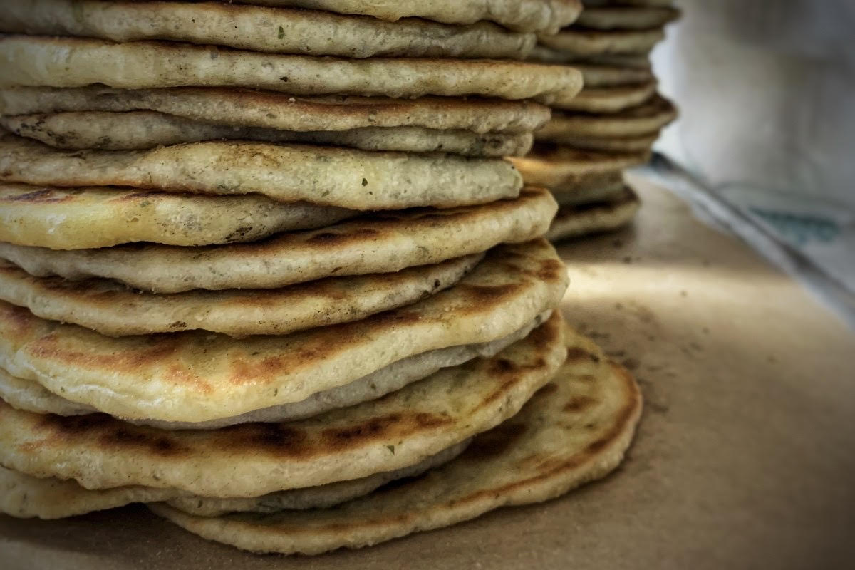 Yoghurt flatbreads – Spice Pots