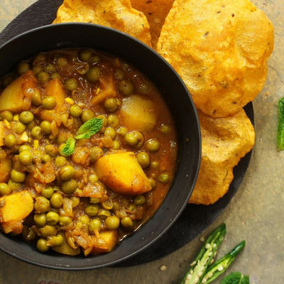 Simple Potato and Pea Curry